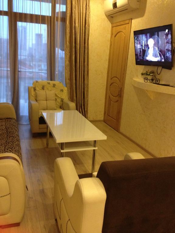 Tamuna Apartment Batumi Quarto foto