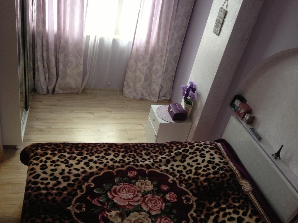 Tamuna Apartment Batumi Quarto foto